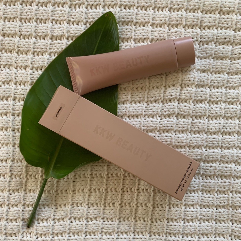 KKW Beauty Skin Perf Body Foundation Light/Medium